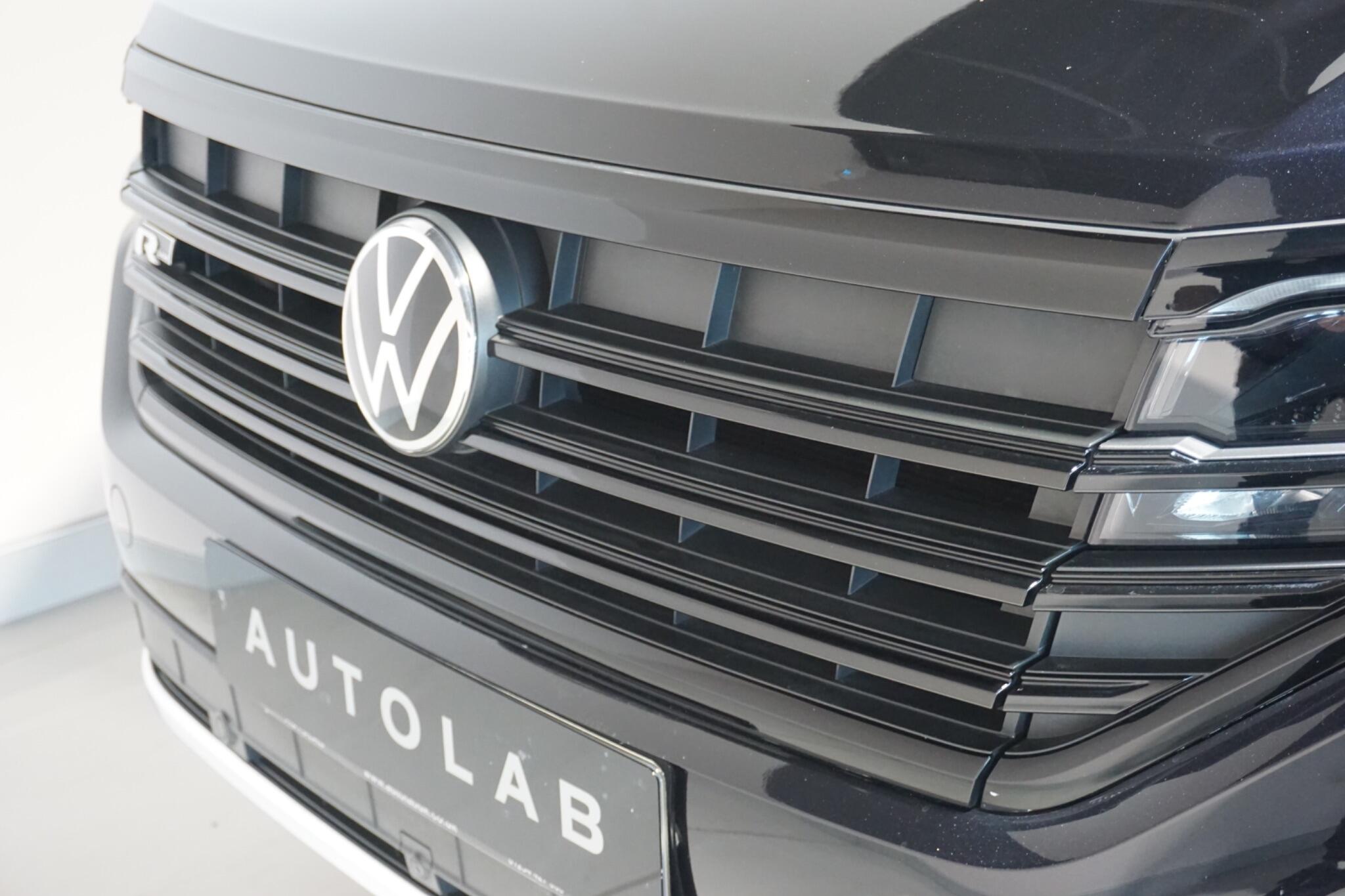 Volkswagen Touareg 3.0 TDI V6 Black Edition SUV 5dr Diesel Tiptronic 4Motion Euro 6 (s/s) (286 ps)